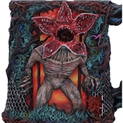 STRANGER THINGS CHOPE DEMOGORGON